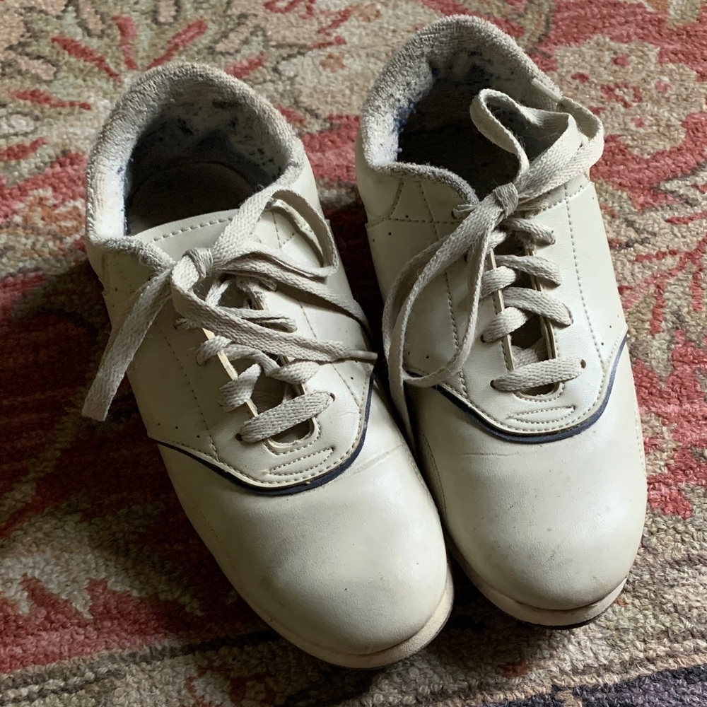 Vintage bowling shoes